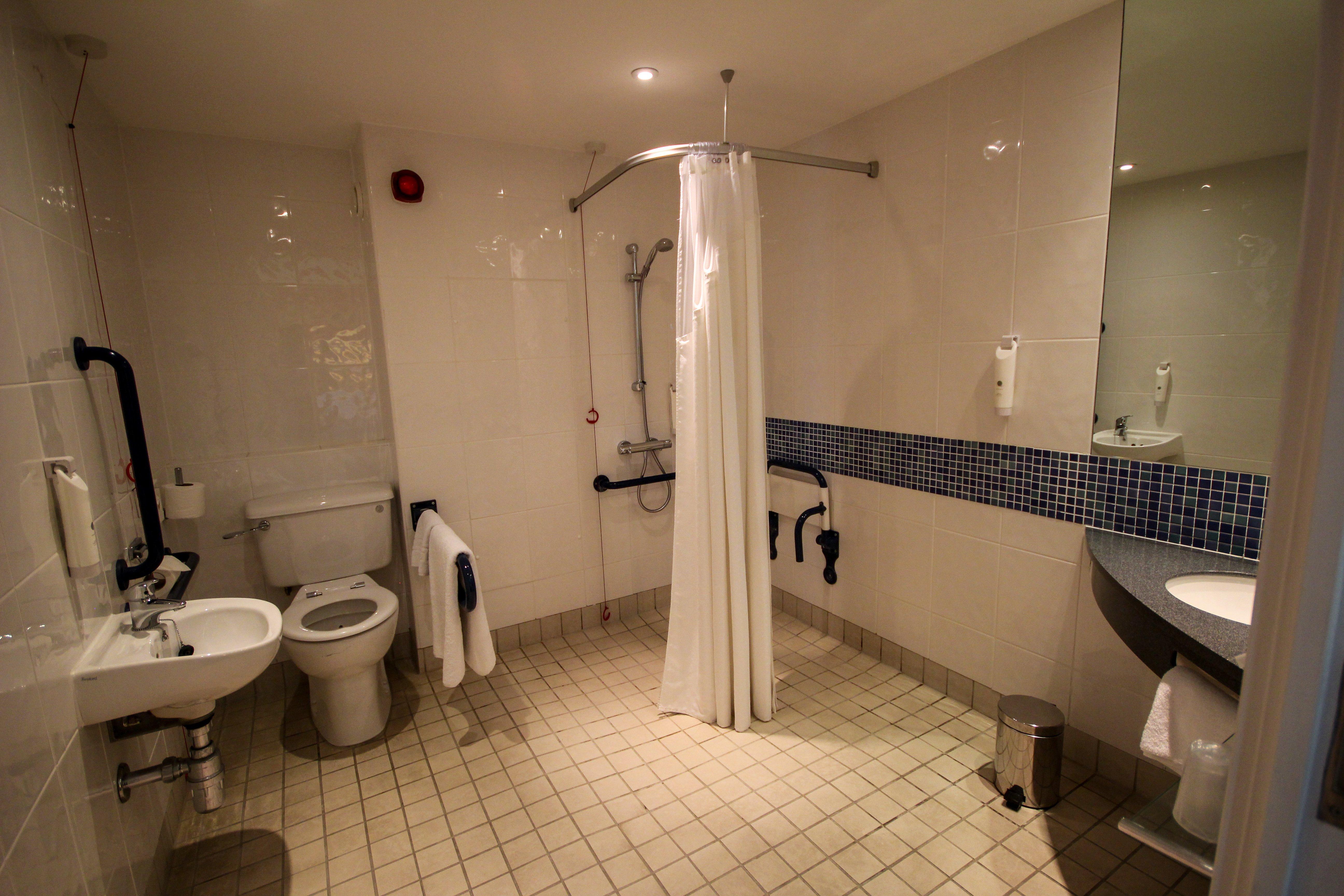 Holiday Inn Express Doncaster By Ihg Exterior foto