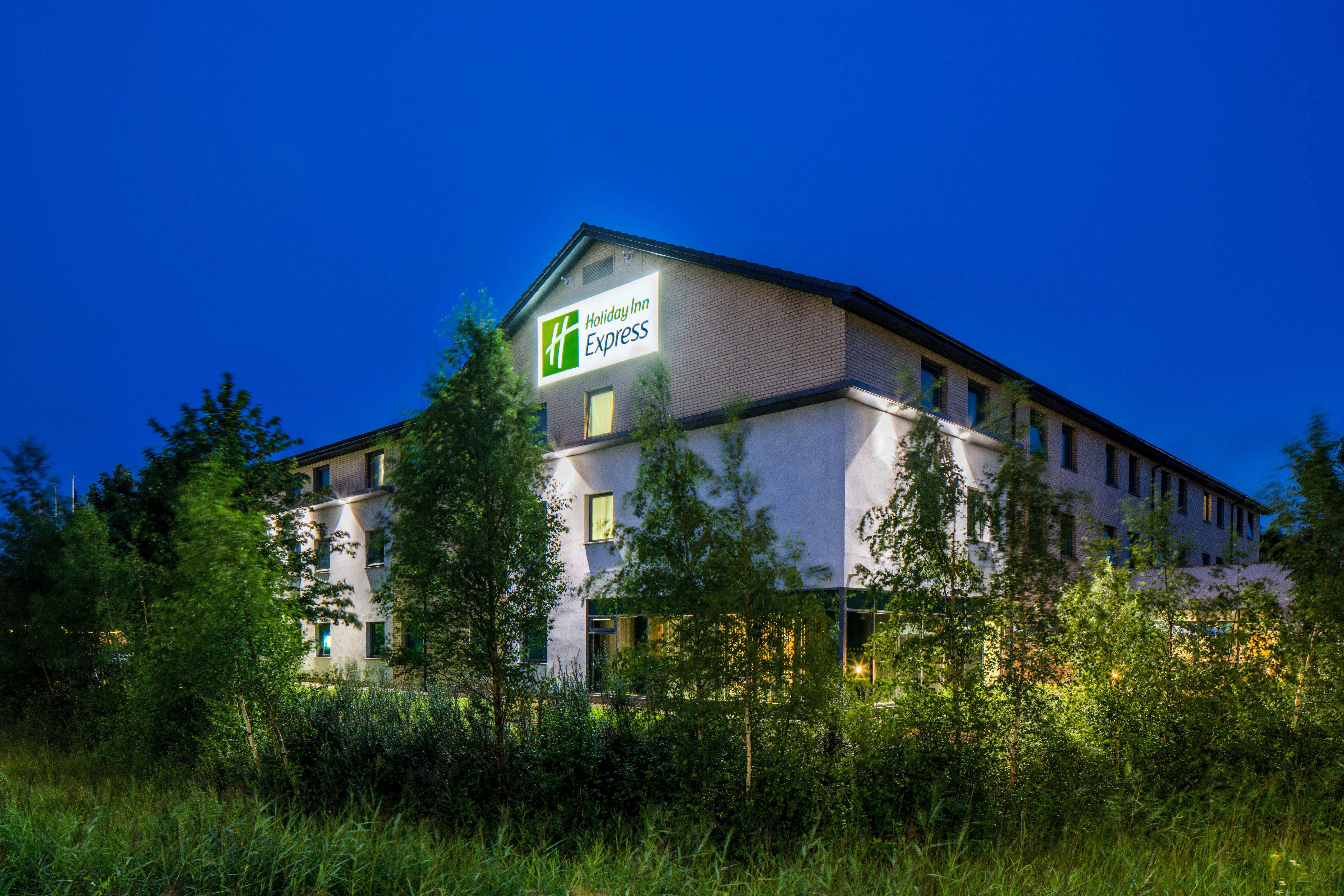 Holiday Inn Express Doncaster By Ihg Exterior foto