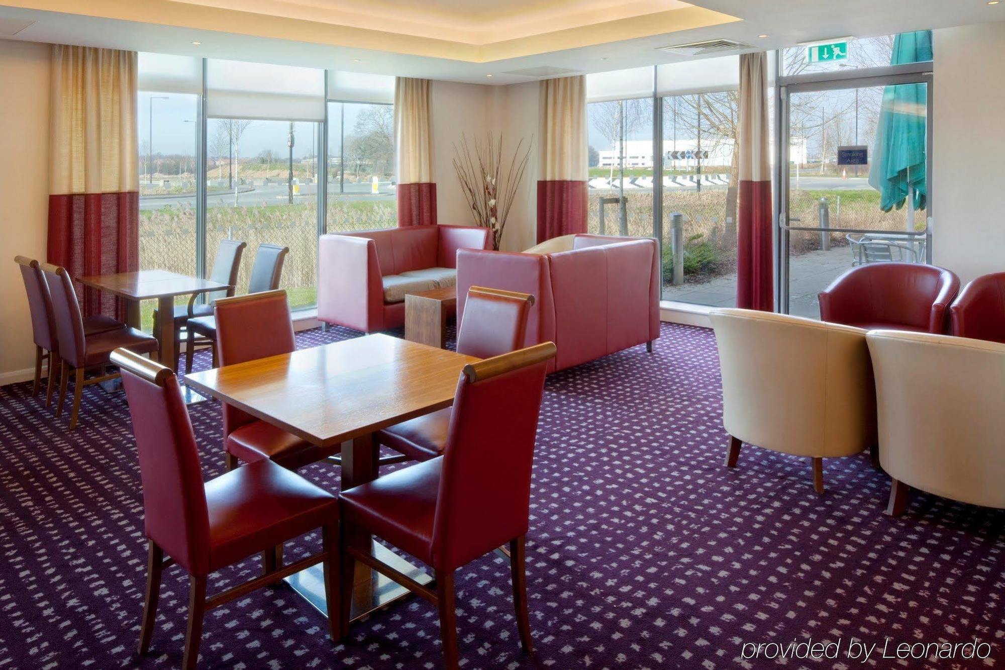 Holiday Inn Express Doncaster By Ihg Exterior foto